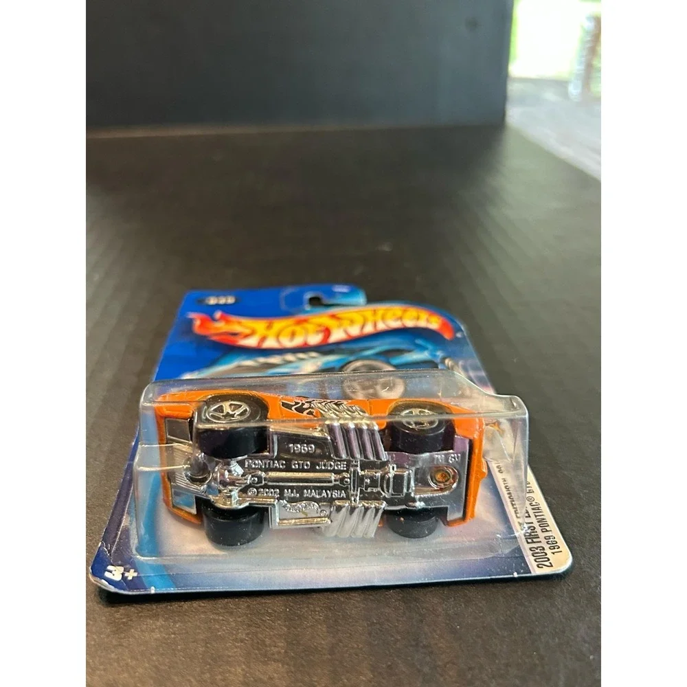 Lot Of 6 NIP 1:64‎ Diecast Hot Wheels Random Assortment